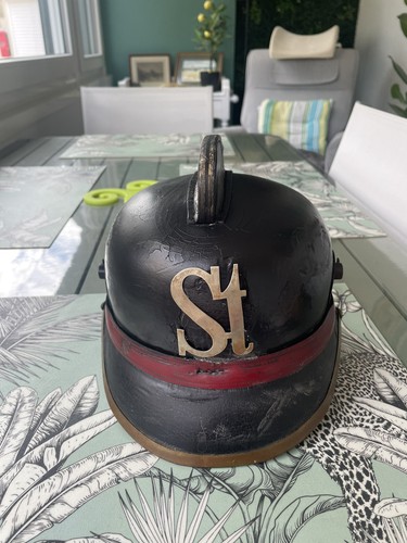 Ancien casque pompier - de,