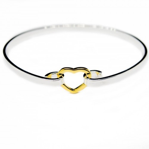 Bracelet argenté avec - , un