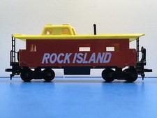 HO Scale "Rock Island" Freight Train Caboose Car #12