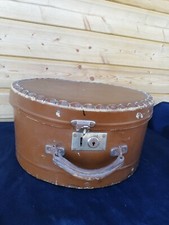 Boite À Chapeau Ancienne en cuir /boîte vintage/old Hat box/vintage box
