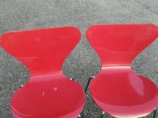 Lot 2 Chaises fourmi 2007 arne Jacobsen série 7 n 569 republic of fritz hansen