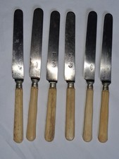 Lot 6 couteaux anciens manche