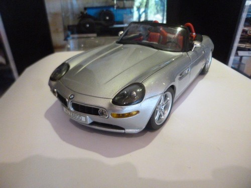 Bmw 2003 burago 18 - 2003,