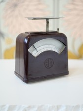 Balance pèse-lettres années