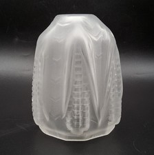 Tulipe en verre moulé dépoli