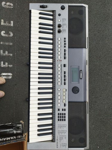 Syntétiseur yamaha psr e443 - syntétiseur,