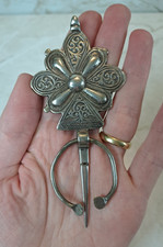 grande fibule berbère en