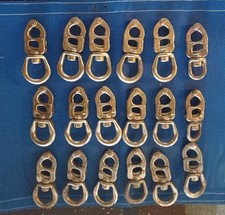 Tylaska T12 Trigger Snap Shackle - Large Bail and one Standard Bail