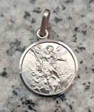 Pendentif médaille pendentif
