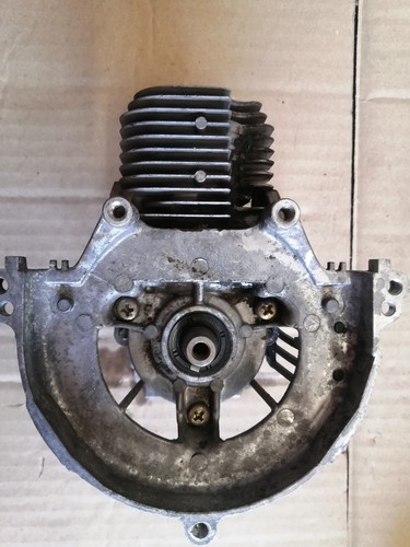 Bloc moteur robin - (origine),