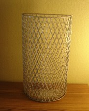 VINTAGE 70'S ANTIQUE METAL TRASH HALF CIRCLE 