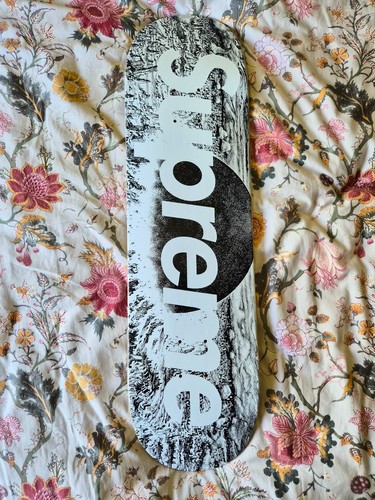 Planche skate supreme akira - planche,