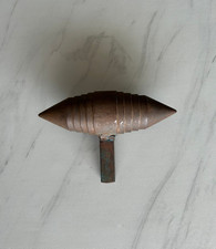 Ancienne enclume en fer