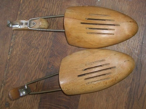 Paire embauchoir ancien en - paire, d'embauchoir