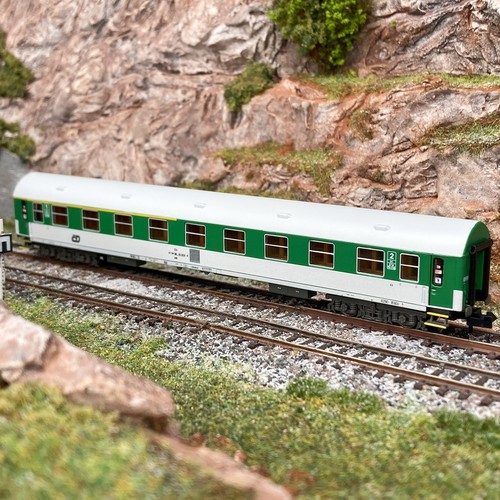 Voiture grande ligne - type, y/b