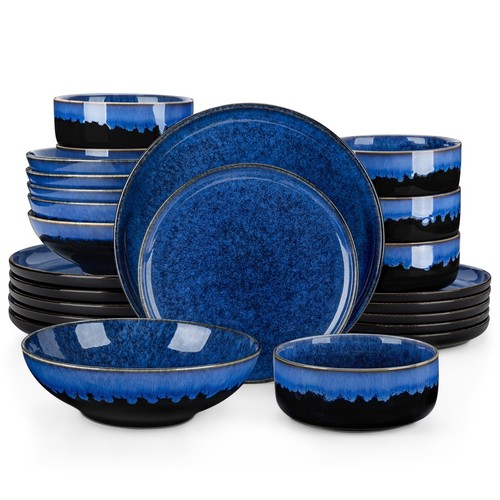 Ensemble vaisselle bleu