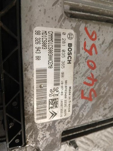 Calculateur moteur peugeot - calculateur,