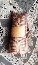 petit chat jouet poupée