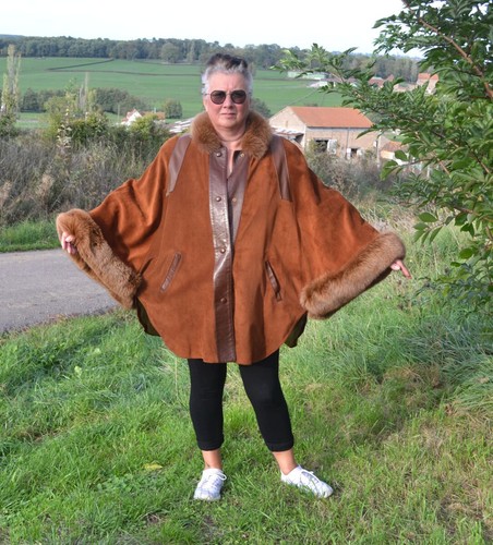 Cape daim cuir - en, genre