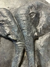 Antique Bronze Medallion Representing Two Elephants 21 x 20 x 1.5cm / 3,564kg