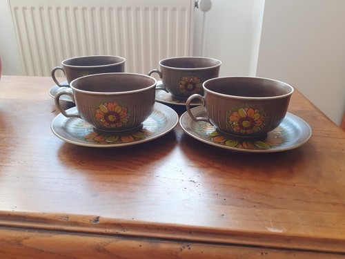 Lot tasses et soucoupes - de, 4