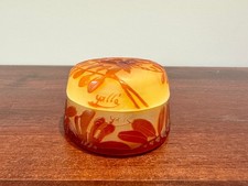 Emile Gallé: Old acid-free multilayer glass box.