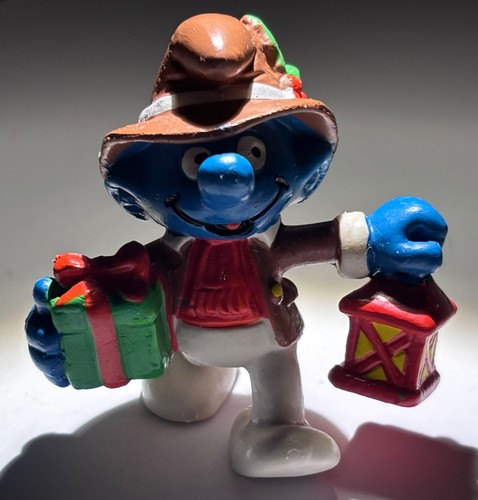 Schtroumpf avec cadeau - , et