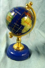 Joli petit globe terrestre