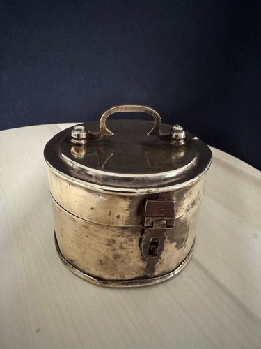 Boîte laiton antique - laiton, /