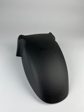 Garde boue arrière d'aile