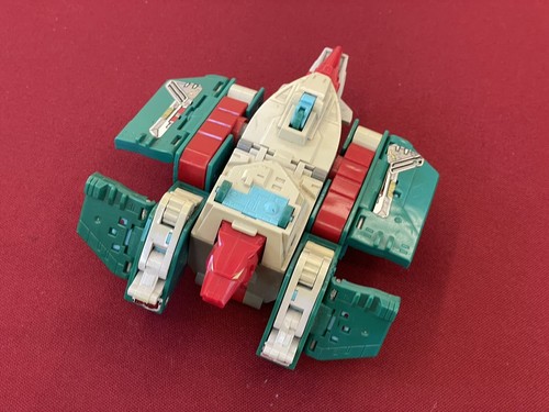Figurine transformers robot - transformers,
