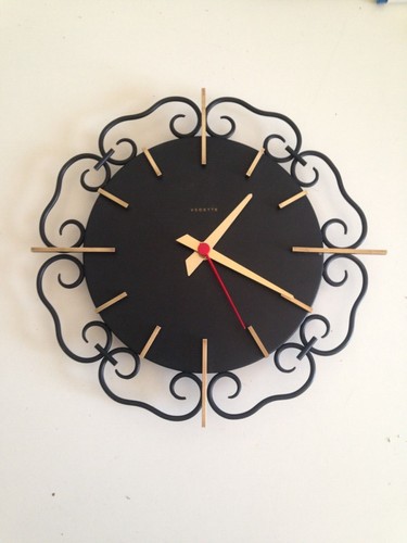 Belle horloge vedette - , noire