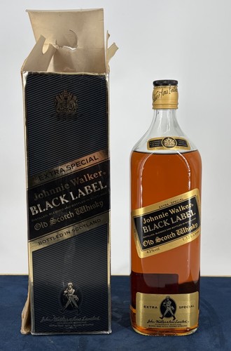 Johnnie walker black - black, label