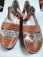 Chaussures compensées