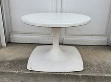 Vintage 70s Tulip Foot Oval Coffee Table Stamp