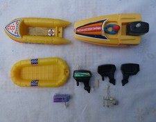 lot jouets de bazar bateaux et