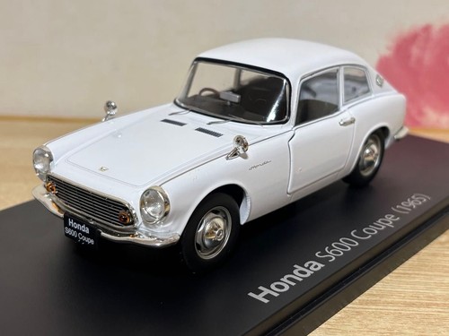 Famous car honda s600 - 1/24,