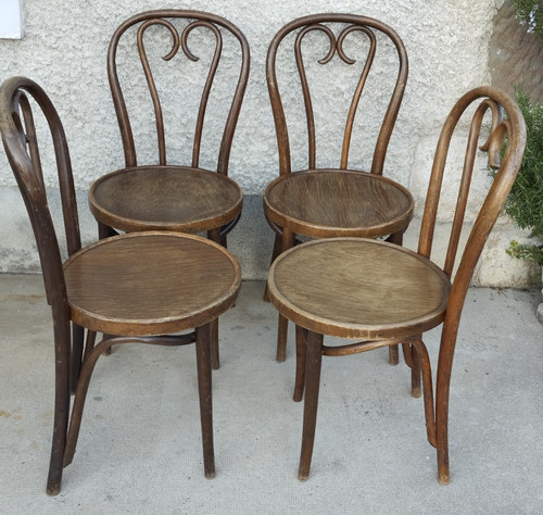 Lot chaises thonet n 16 - 4, ?