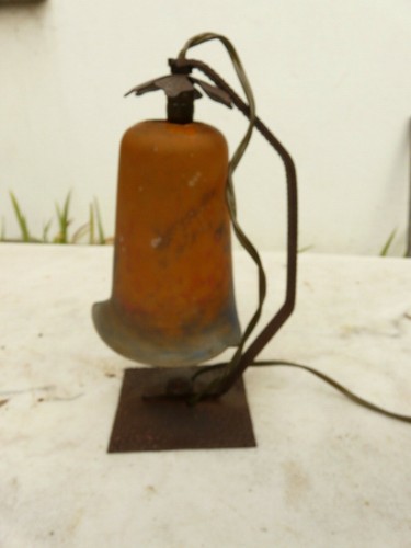 Old wrought iron lamp tulip - old,