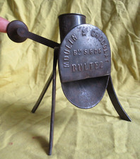 RARE ANCIEN MOULIN  à