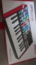 AKAI Professional MPK Mini MK3 25 Key USB MIDI Keyboard Controller - Black