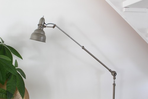Ancienne lampe atelier - d',