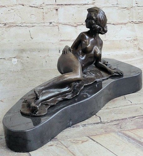 Sculpture bronze femme nue - en,