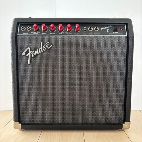 Amplificateur guitare à - de,