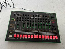 Roland TR8