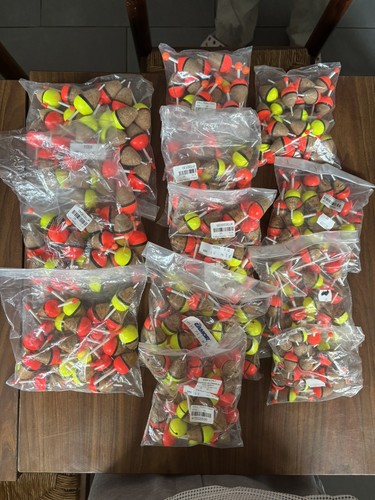 Lot 300 flotteurs bouchons - lot,