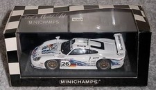 Porsche 911 GT1 n°26 échelle