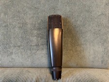 Sennheiser MD421 Dynamic Microphone Classic Broadcast Studio Instrument Mic