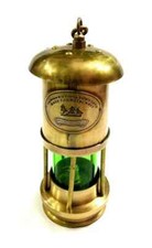 Ancienne lampe à pétrole