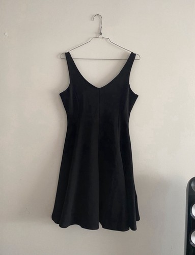 Petite robe noire évasée - , la